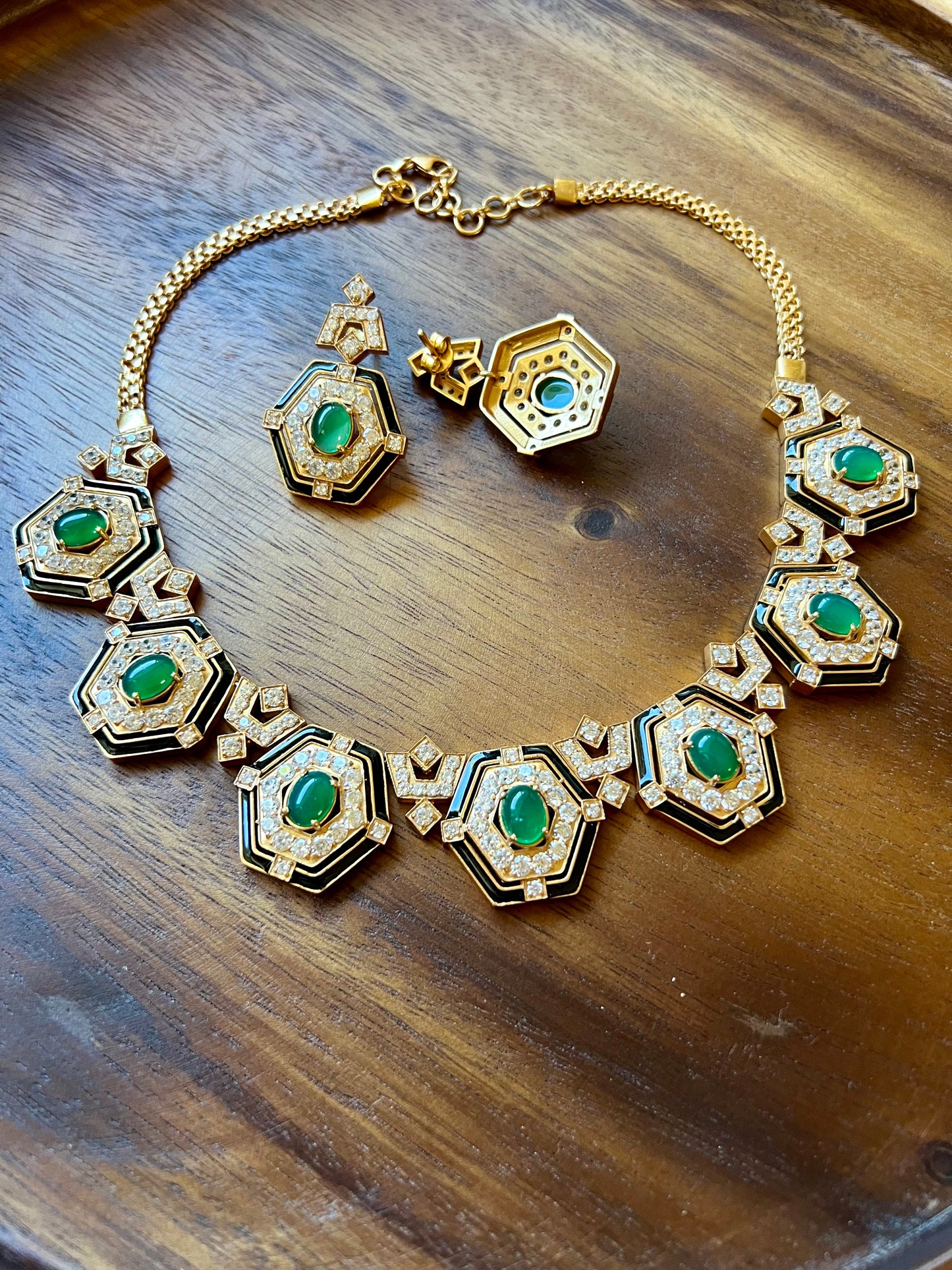 Green onyx geometric design necklace set