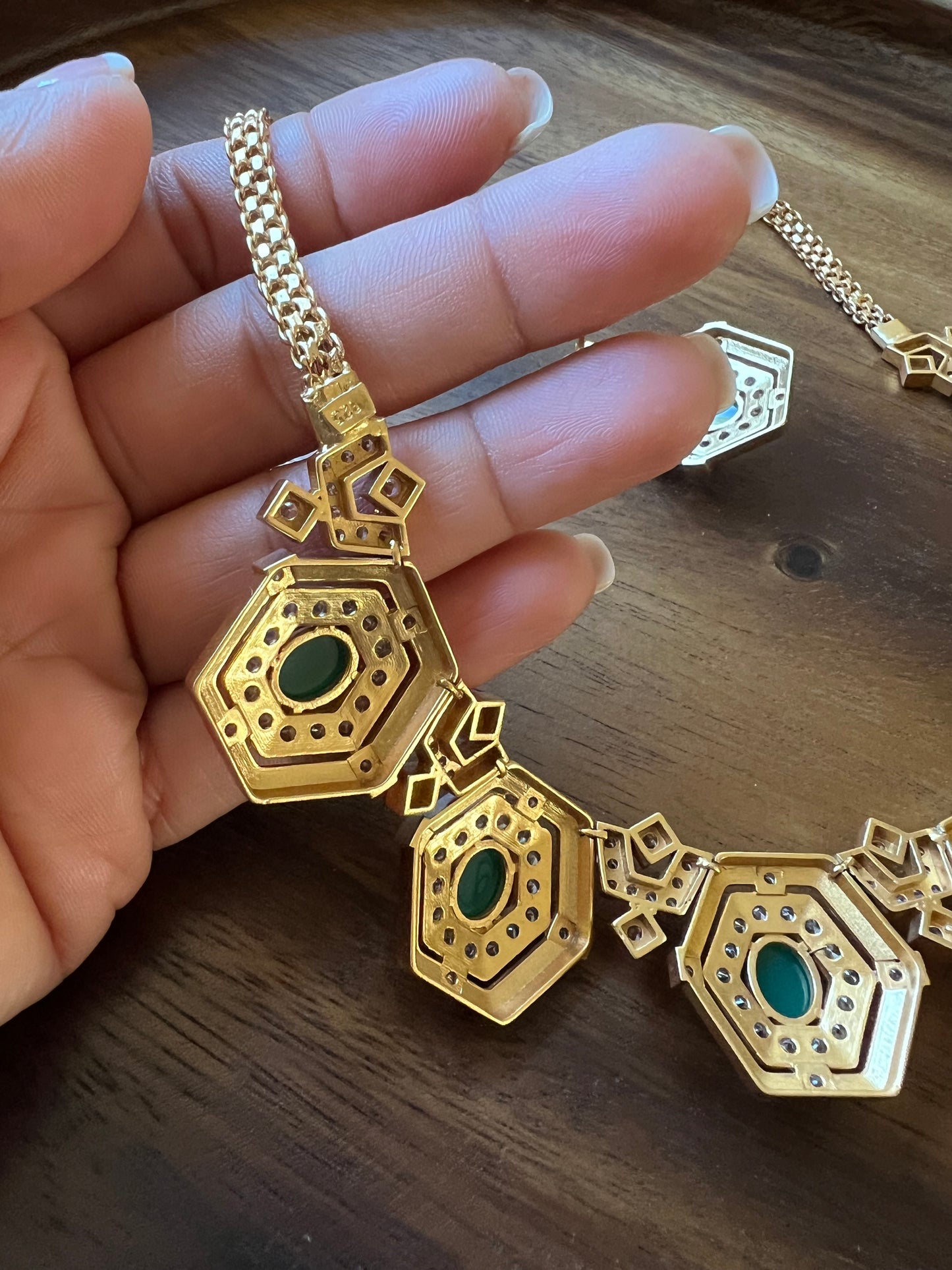 Green onyx geometric design necklace set
