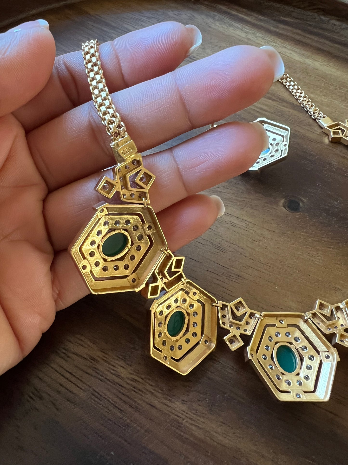 Green onyx geometric design necklace set