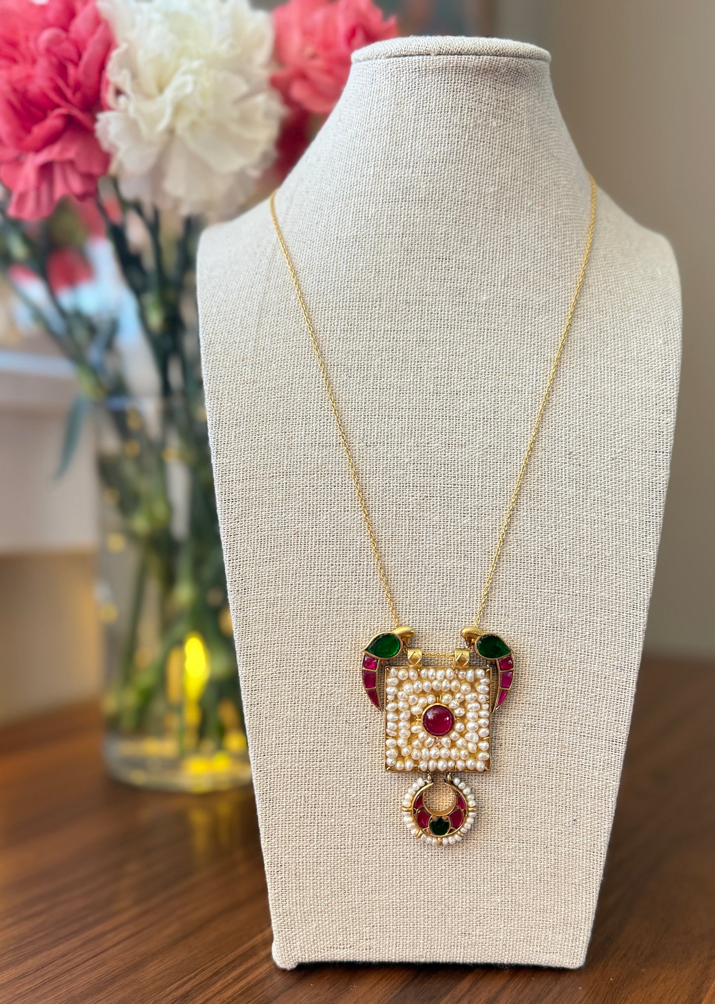 Chain pendant
